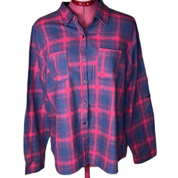 Eden & Olivia Tops - Eden & Olivia Red & Navy Plaid Long Sleeve Button-Down Flannel Shirt NWOT XL